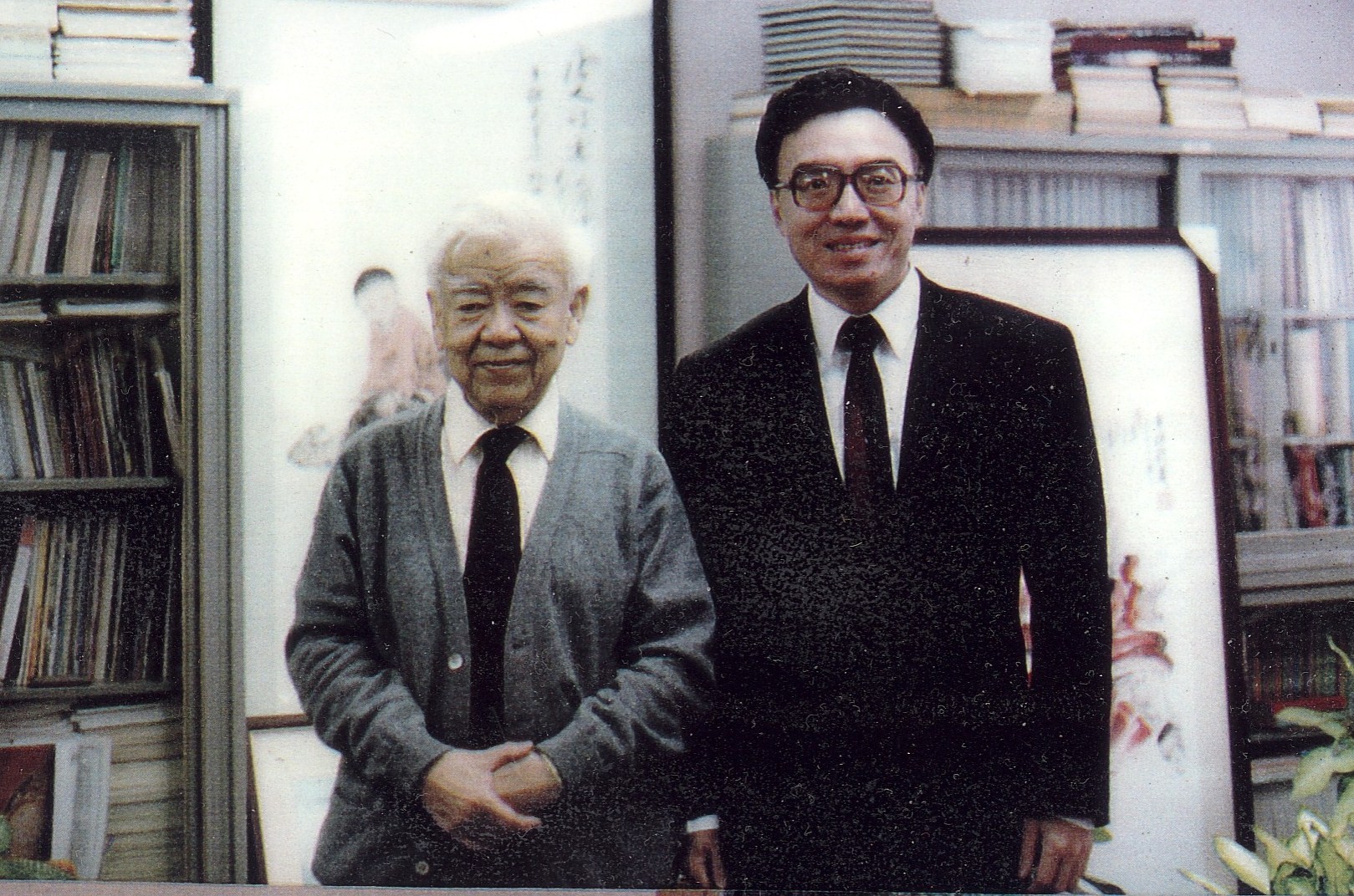 Ta-You Wu and Hugh Ching (founders of Post-Science Institute with C. V. Ramamoorthy and T. L. Kunii). Click to learn about Ta-You Wu and his collaboration with Hugh Ching and Post-Science Institute.